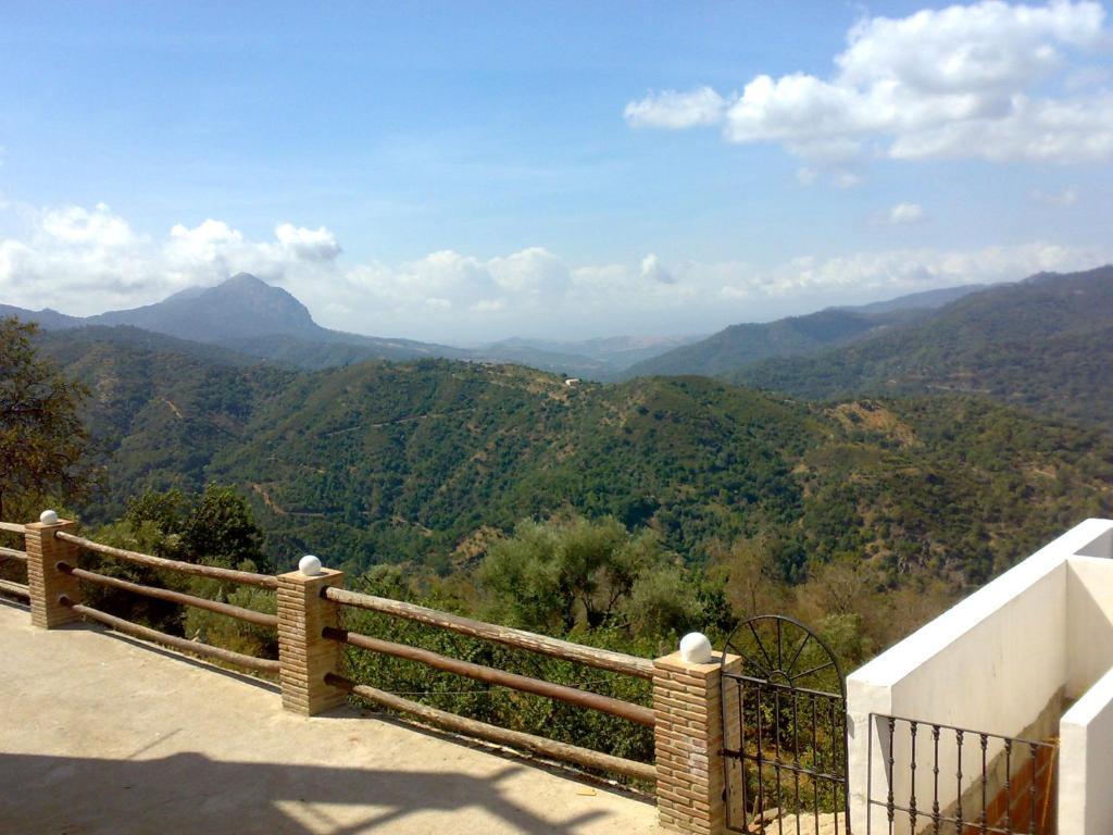 Apartamentos Rurales Jardines Del Visir Genalguacil Exterior foto